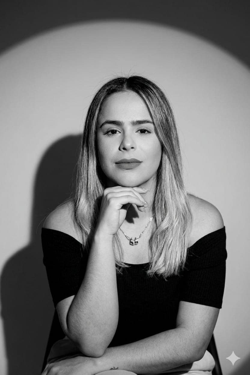 Homenagem — irredutível, iluminadora, devotada